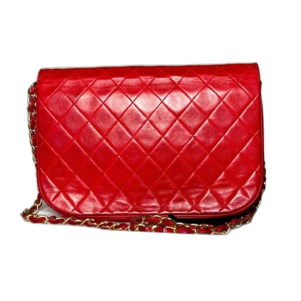 Vintage Chanel 1986 Red Lambskin Round Flap Bag 24K Gold Hardware Classic GHW - Picture 4 of 16